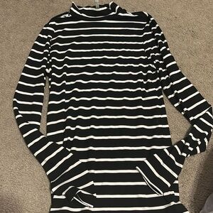 🟢10/$10 - long sleeve